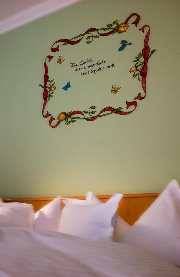 Gasthof - Hotel Zum Loewen Schwabthal Eksteriør billede